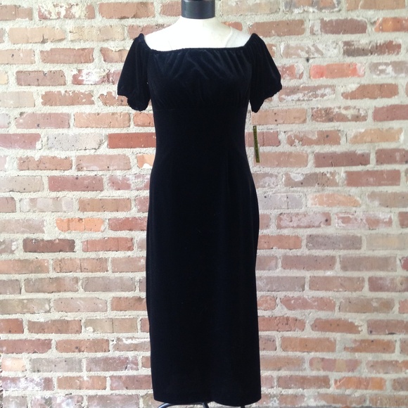 Black Velvet Off-Shoulder Midi Dress Medium / 8 - Picture 3 of 8